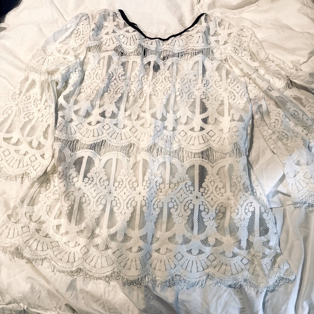 Xhilaration lace top